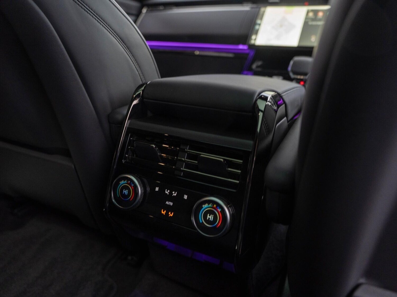 Used Land Rover Defender 2025 for sale - 77344382: Photo 40