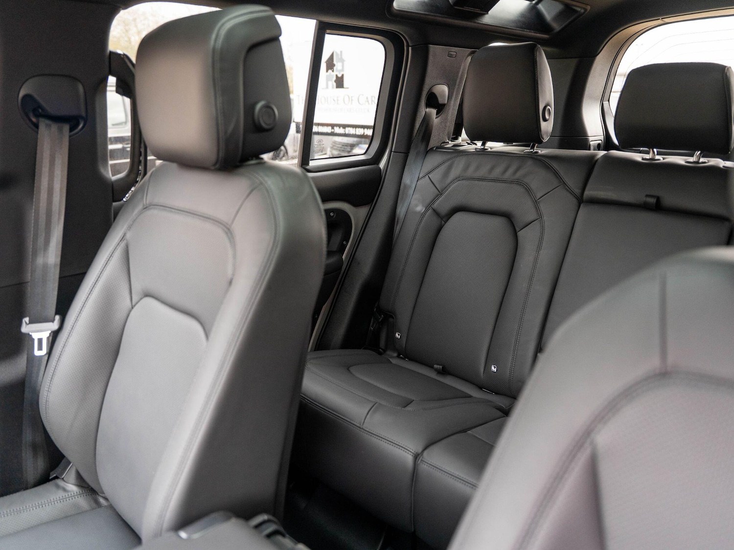 Used Land Rover Defender 110 2026 for sale - 77671121: Photo 55