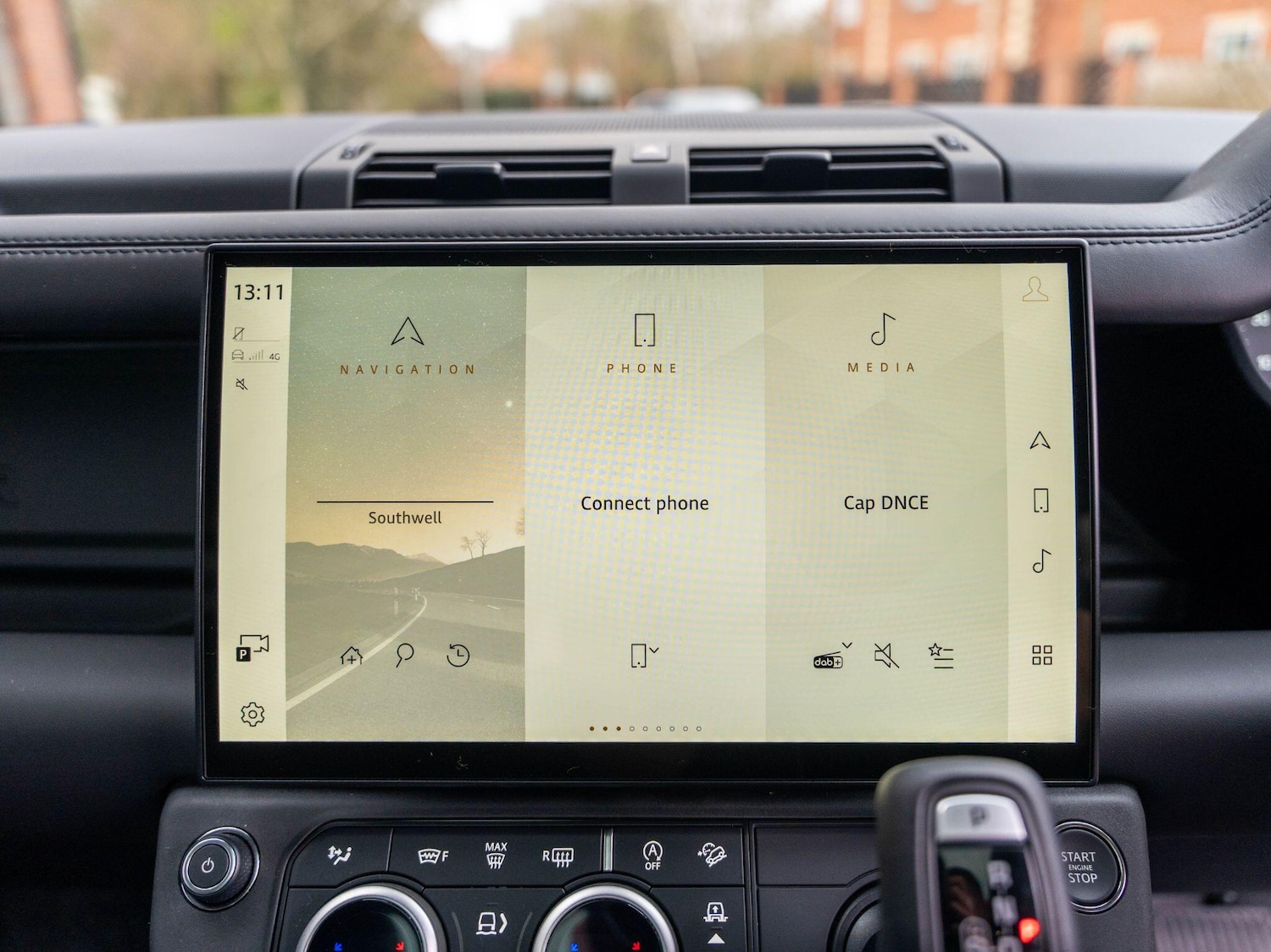 Used Land Rover Defender 110 2026 for sale - 77671121: Photo 64