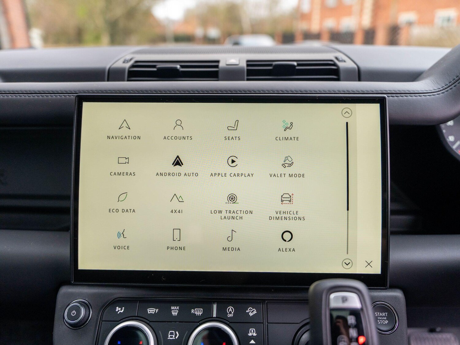 Used Land Rover Defender 110 2026 for sale - 77671121: Photo 66