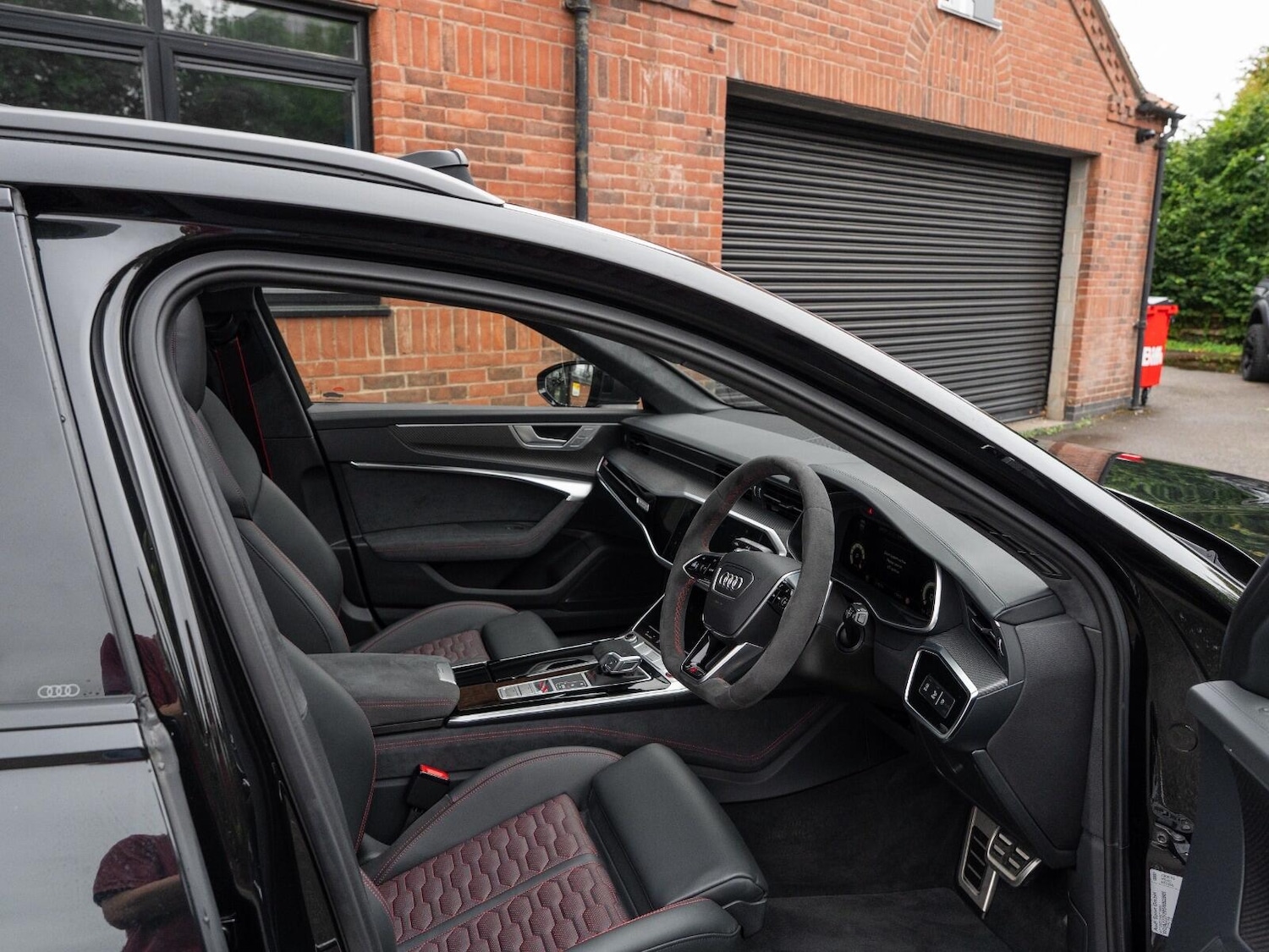 Used Audi RS6 2025 for sale - 77977757: Photo 30