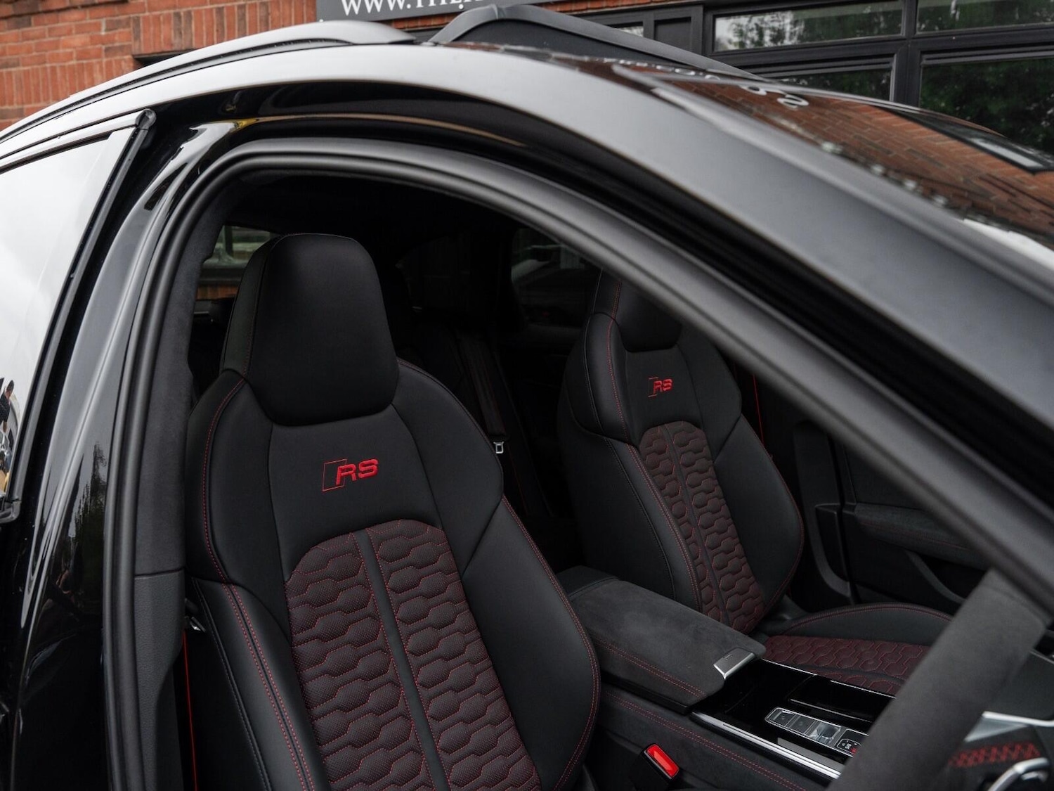 Used Audi RS6 2025 for sale - 77977757: Photo 32