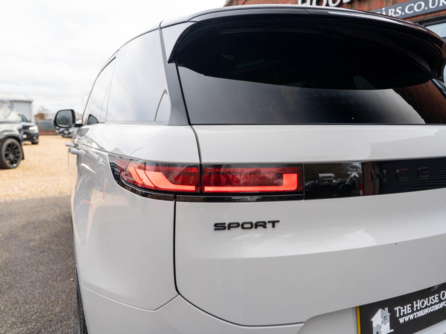 Used Land Rover Range Rover Sport 2025 for sale - 77538309: Photo 19