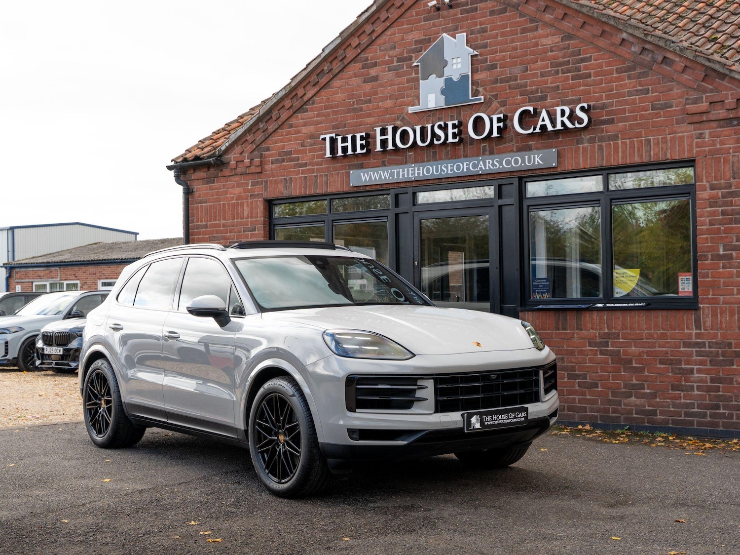 Used Porsche Cayenne 2024 for sale - 76990841: Photo 12