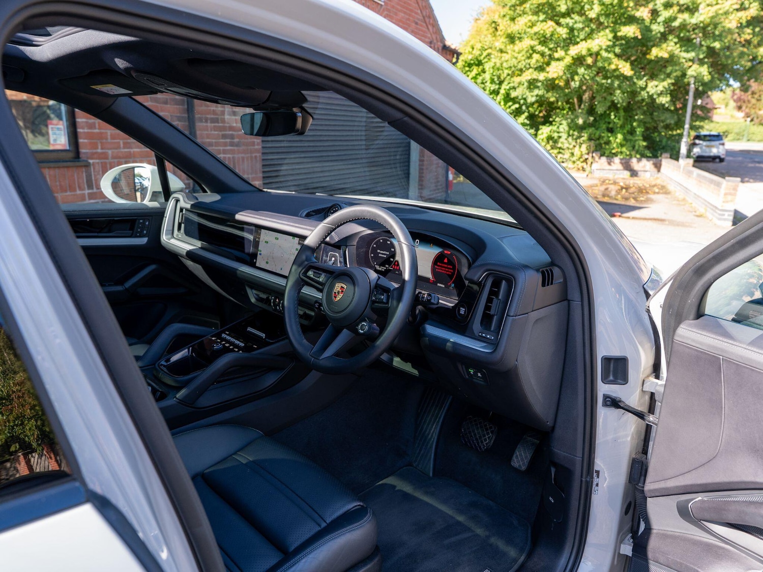 Used Porsche Cayenne 2024 for sale - 76990841: Photo 38