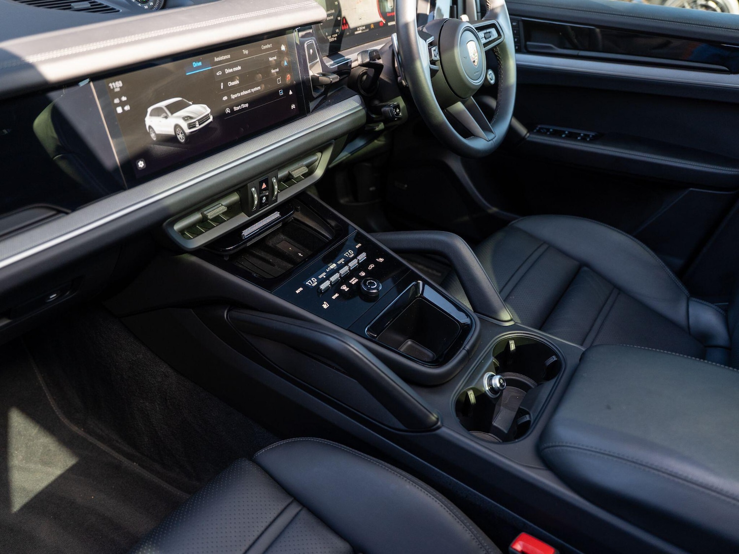 Used Porsche Cayenne 2024 for sale - 76990841: Photo 39