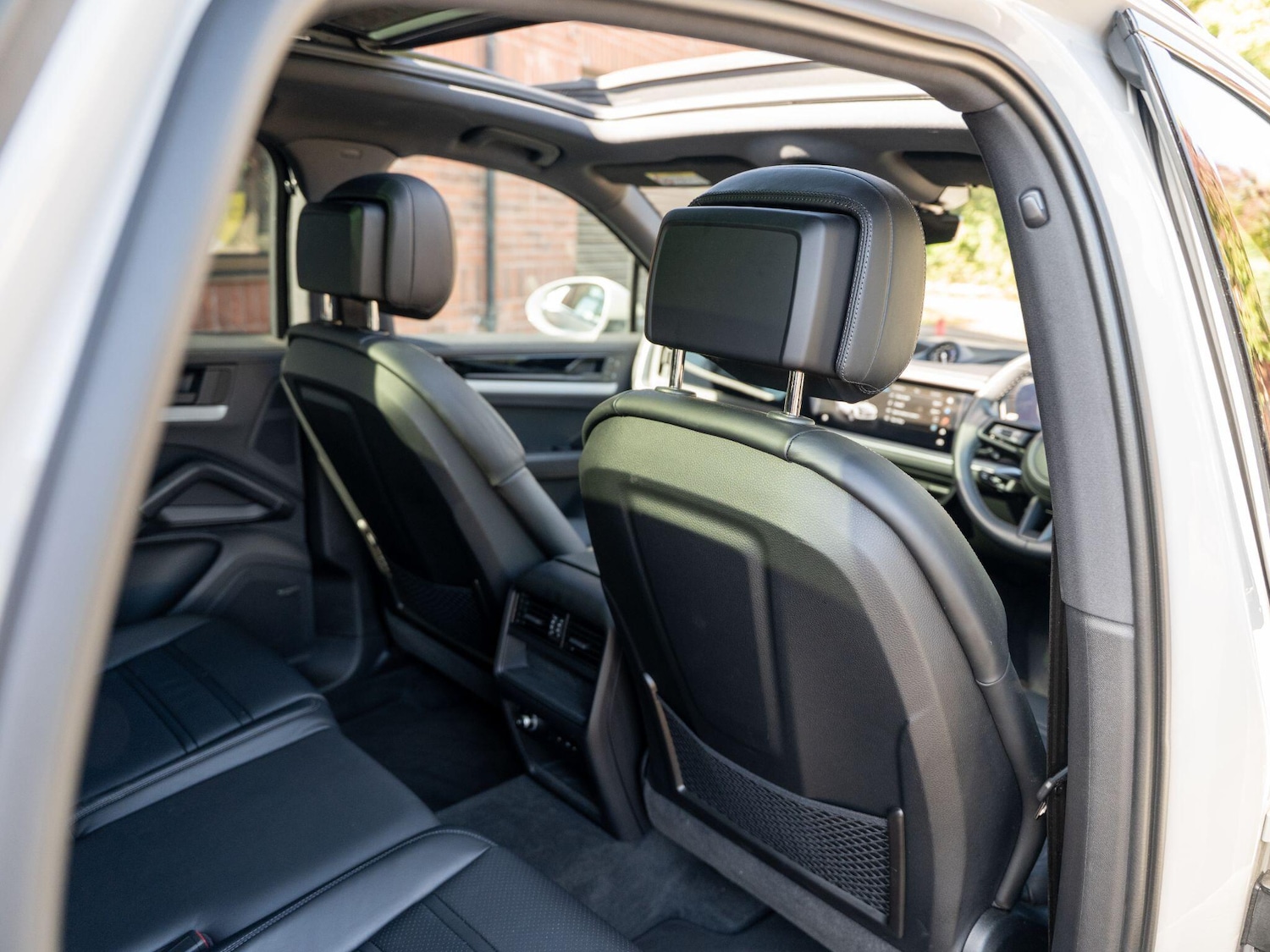 Used Porsche Cayenne 2024 for sale - 76990841: Photo 51