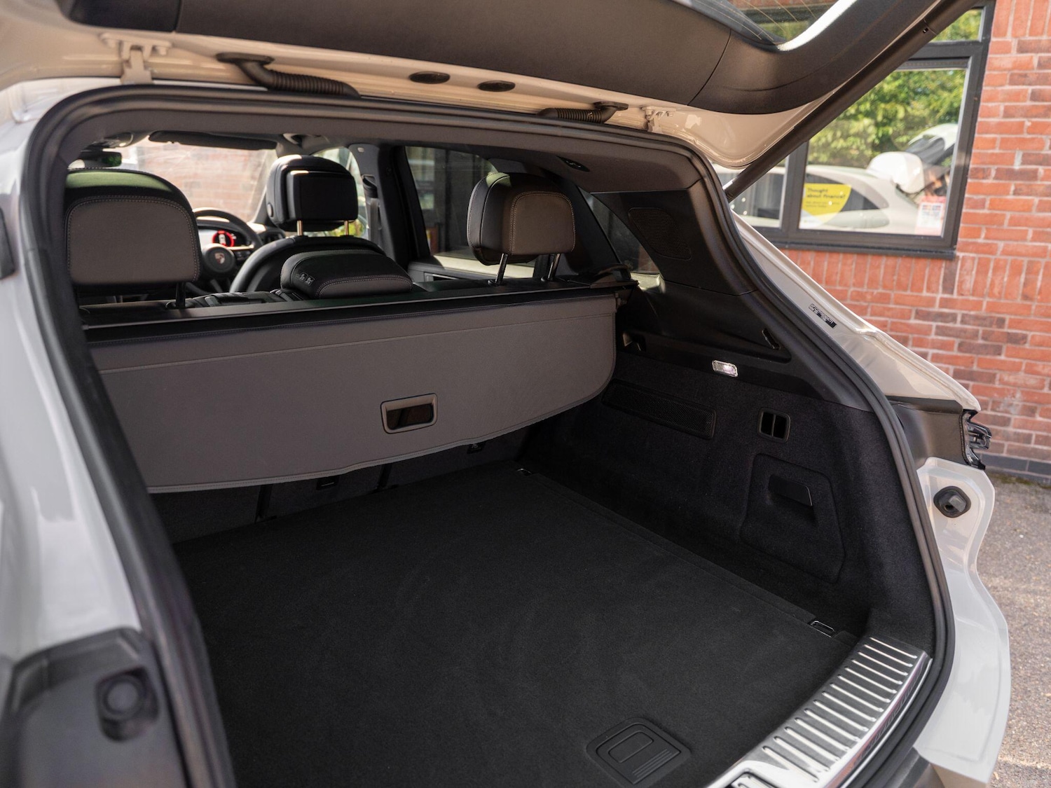 Used Porsche Cayenne 2024 for sale - 76990841: Photo 62