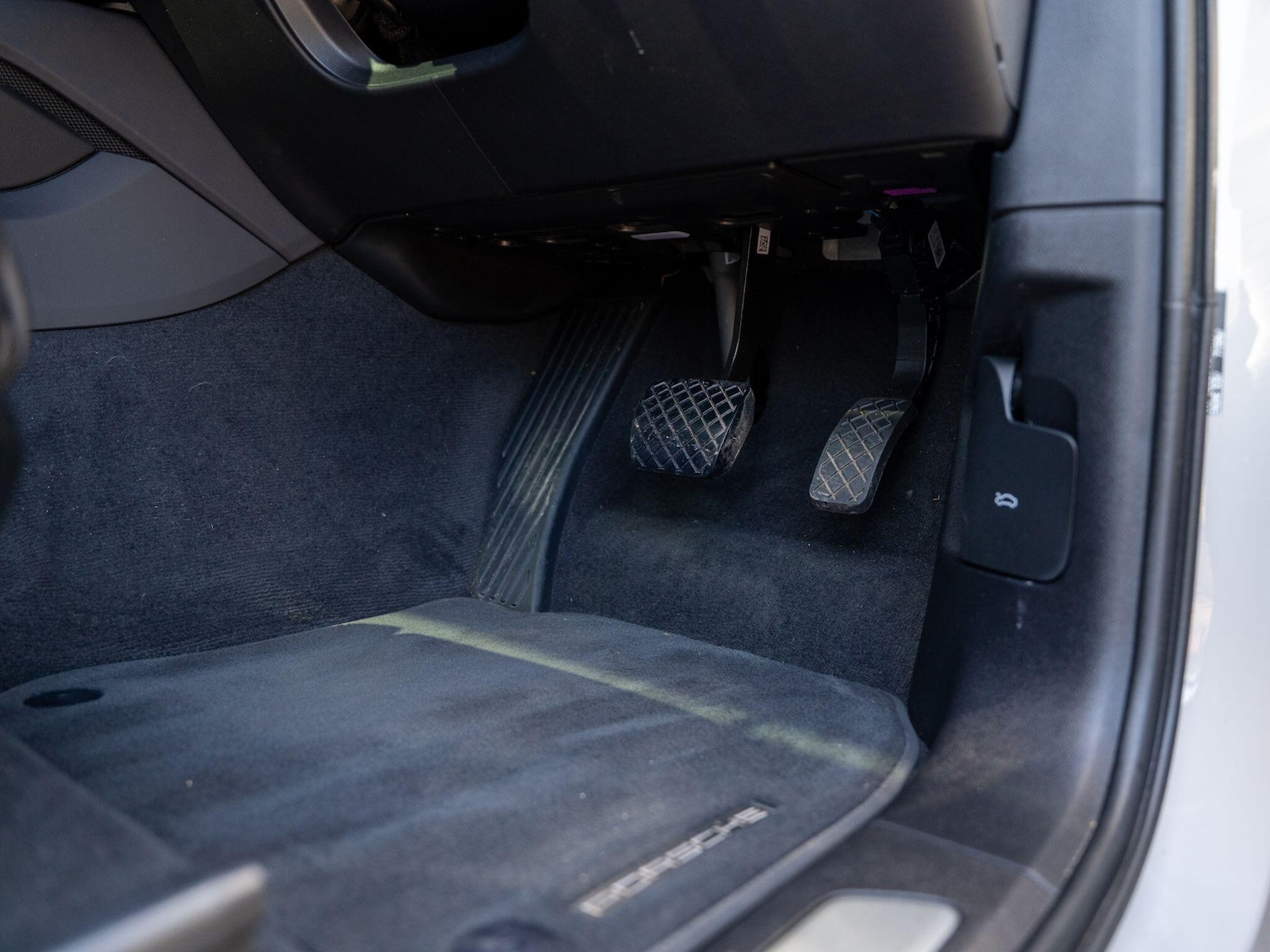 Used Porsche Cayenne 2024 for sale - 76990841: Photo 65