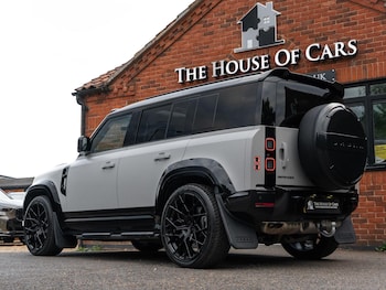 Used Land Rover Defender 110 2025 for sale - 78649046: Photo