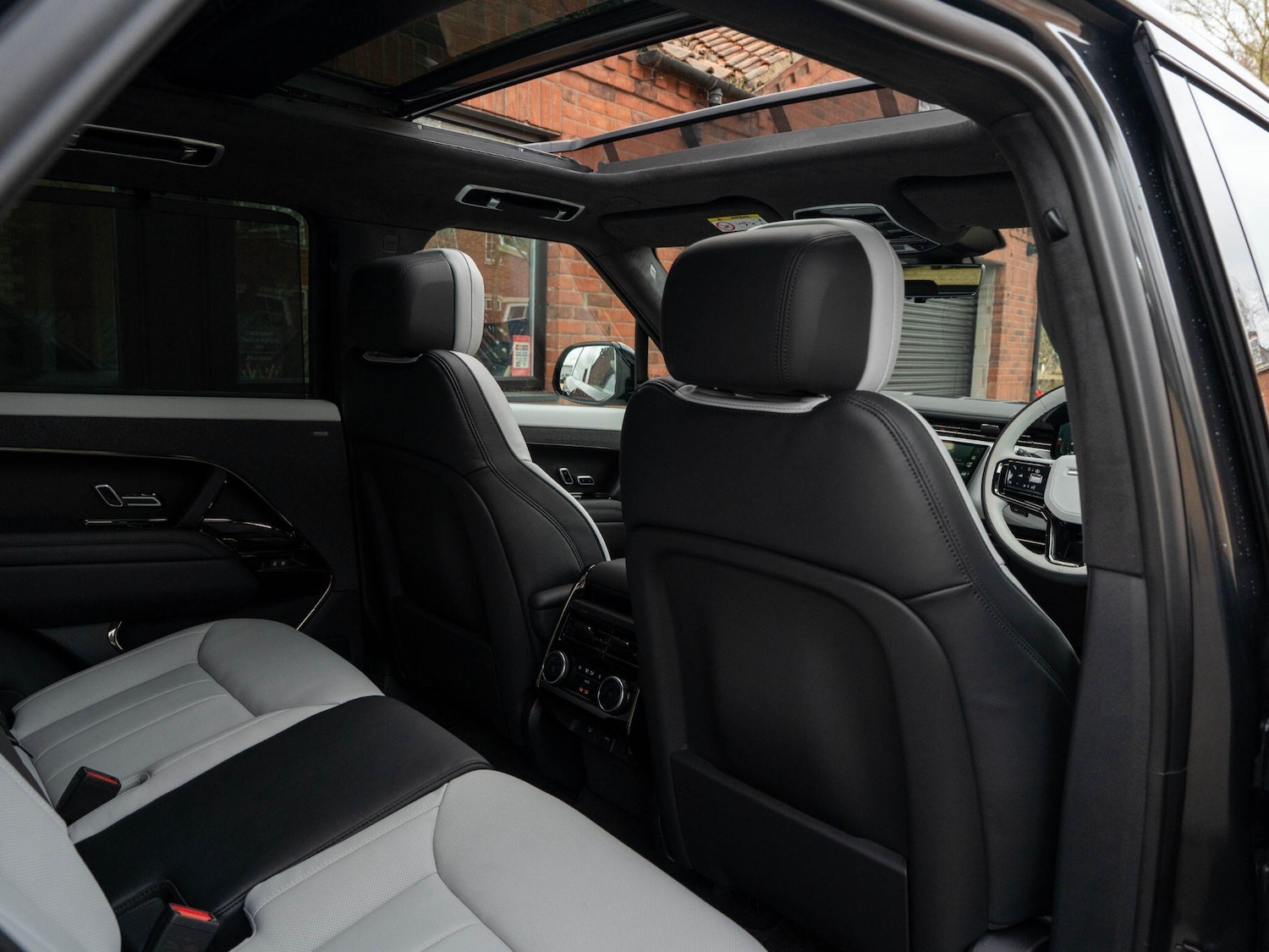 Used Land Rover Range Rover Sport 2025 for sale - 77633340: Photo 47