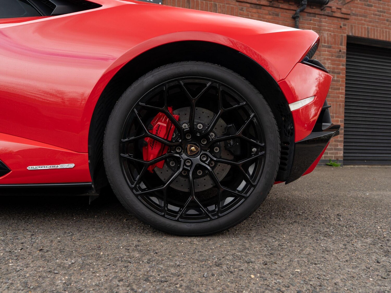 Used Lamborghini Huracan 2019 for sale - 78127578: Photo 40