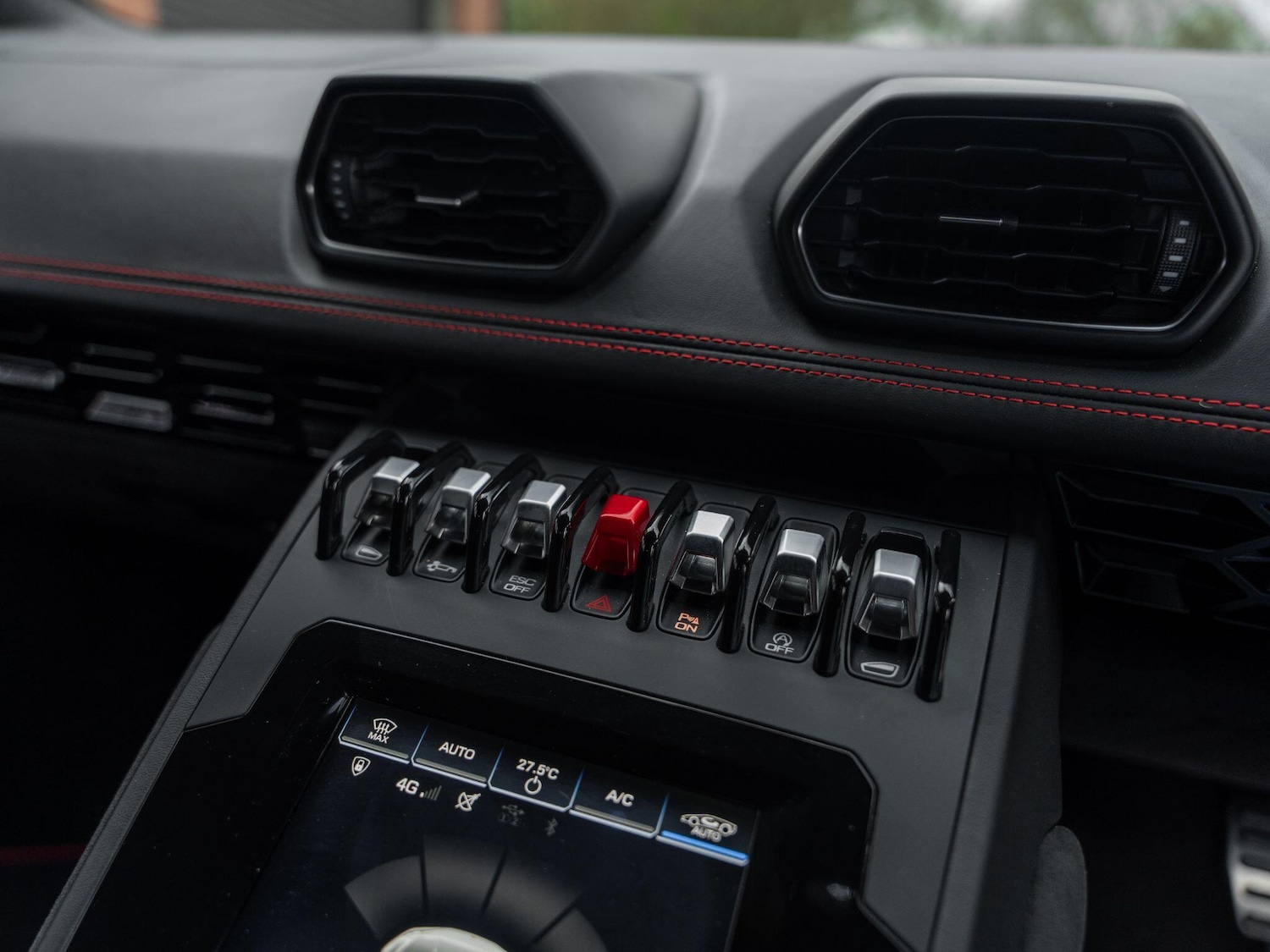 Used Lamborghini Huracan 2019 for sale - 78127578: Photo 52