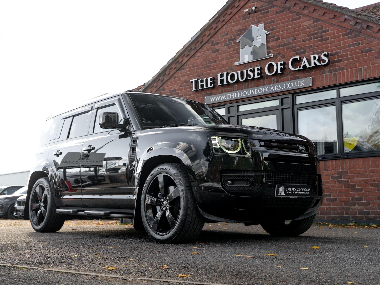 Used Land Rover Defender 110 2025 for sale - 76239343: Photo 1