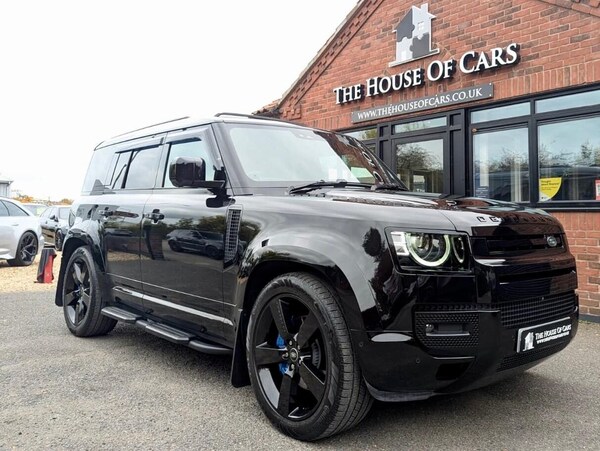 Used Land Rover Defender 110 2025 for sale - 76239343: Photo 1