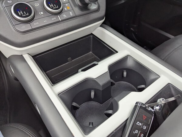 Used Land Rover Defender 110 2025 for sale - 76239343: Photo 21