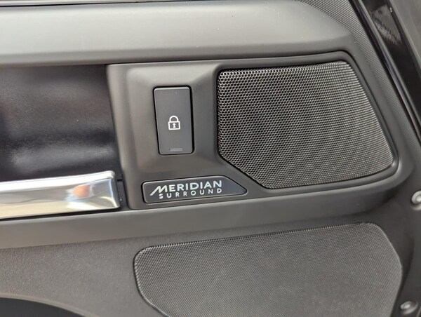 Used Land Rover Defender 110 2025 for sale - 76239343: Photo 22