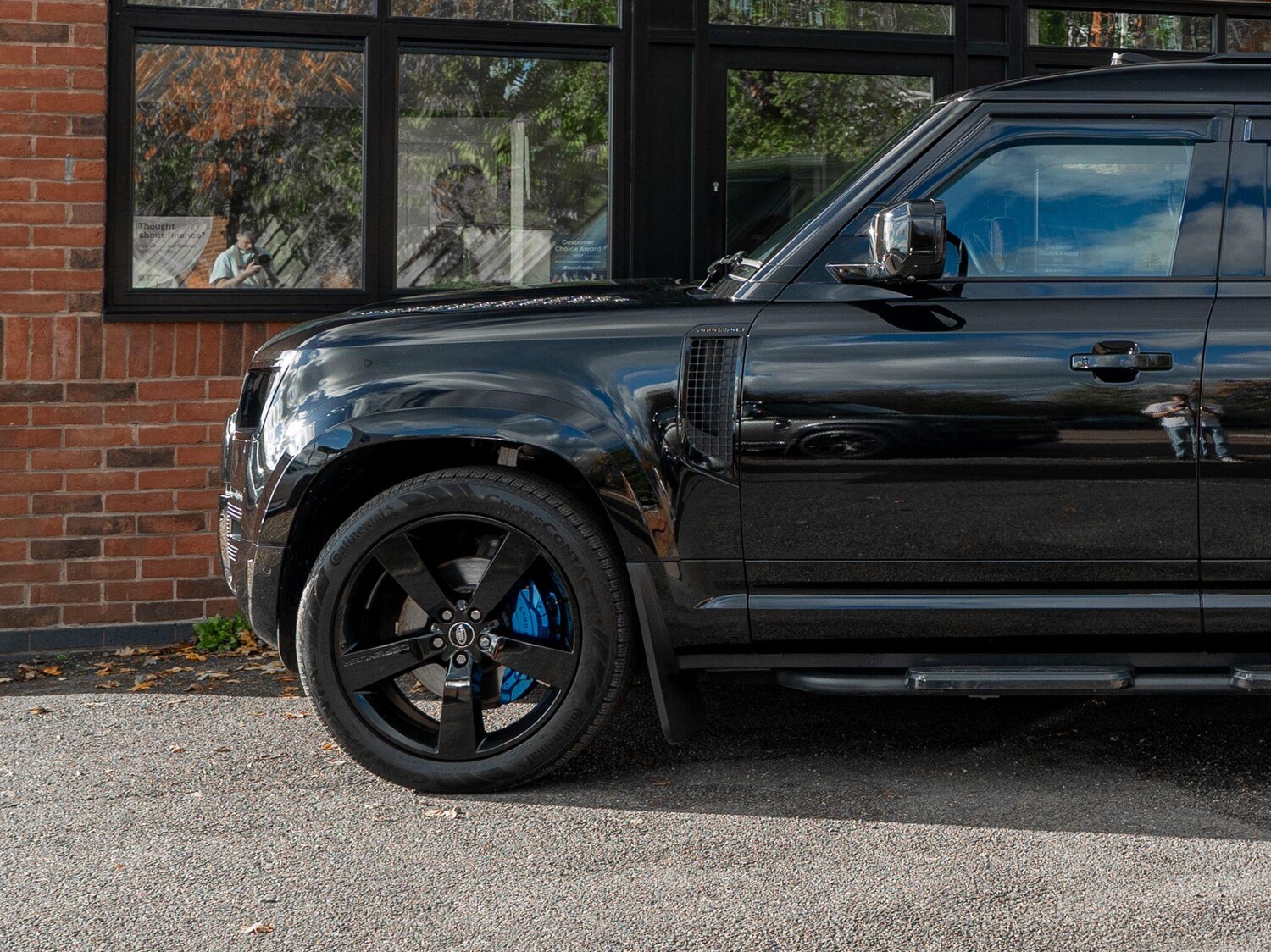 Used Land Rover Defender 110 2025 for sale - 76239343: Photo 25