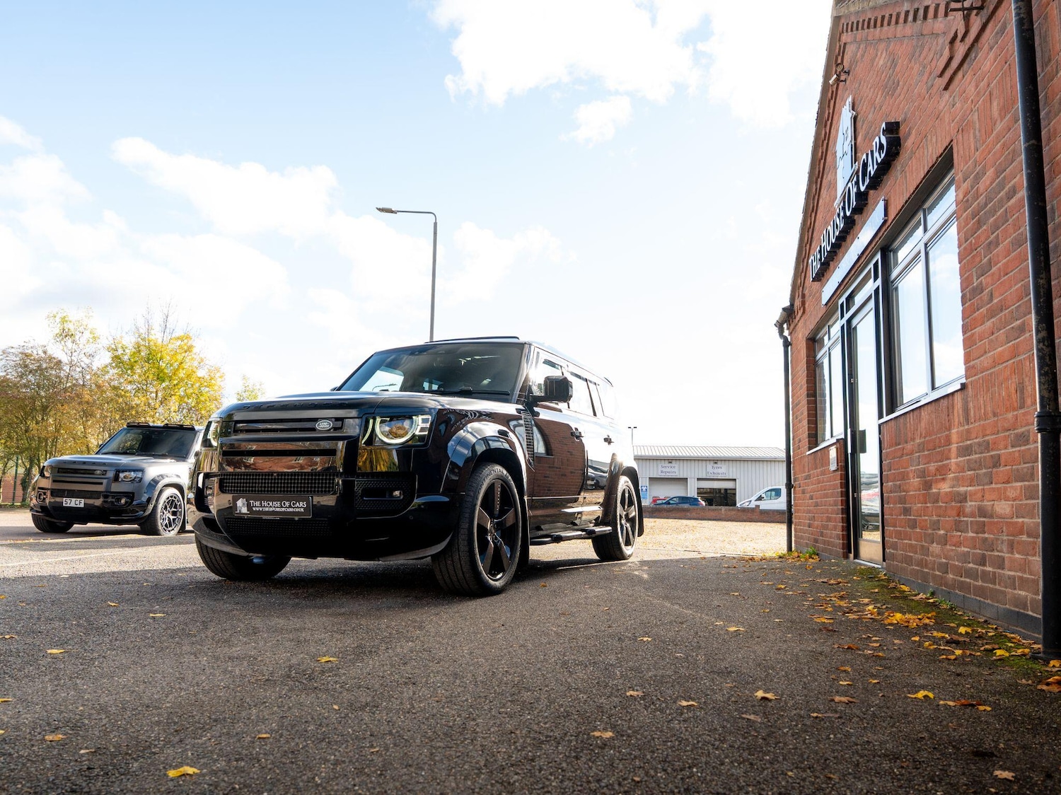 Used Land Rover Defender 110 2025 for sale - 76239343: Photo 3