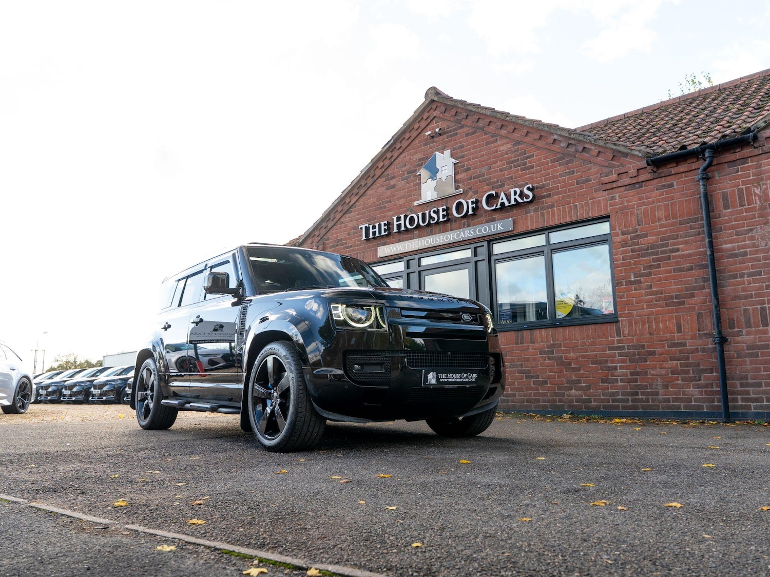 Used Land Rover Defender 110 2025 for sale - 76239343: Photo 4