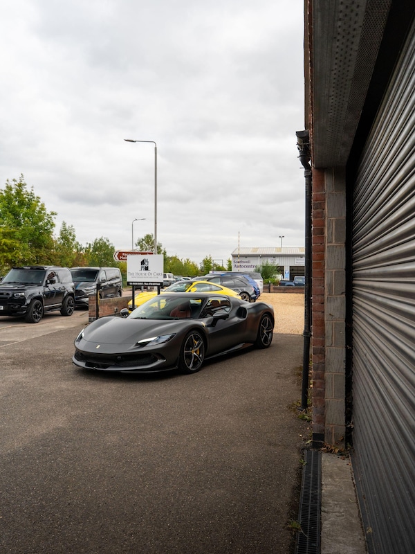 Used Ferrari 296 GTB 2023 for sale - 75544078: Photo 12