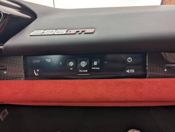 Used Ferrari 296 GTB 2023 for sale - 75544078: Photo 27