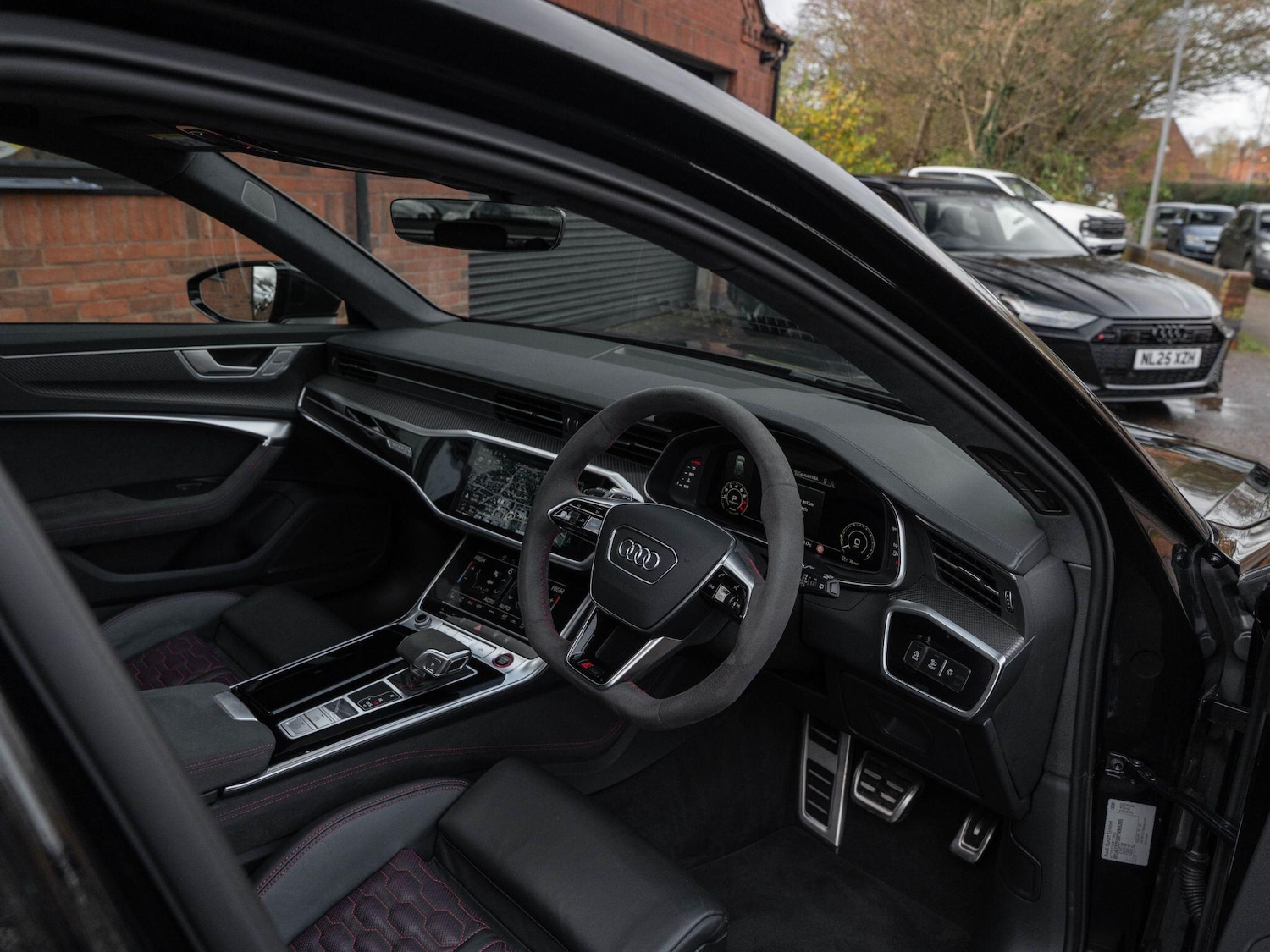 Used Audi RS6 Avant for sale - 76645279: Photo 42