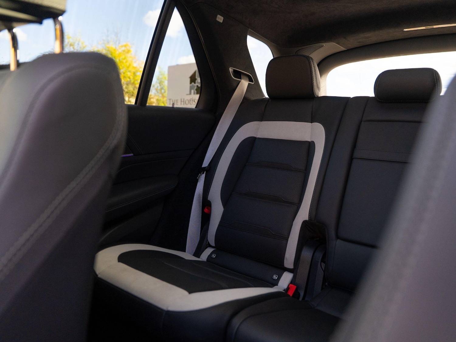 Used Mercedes-Benz GLE 2025 for sale - 76993806: Photo 39