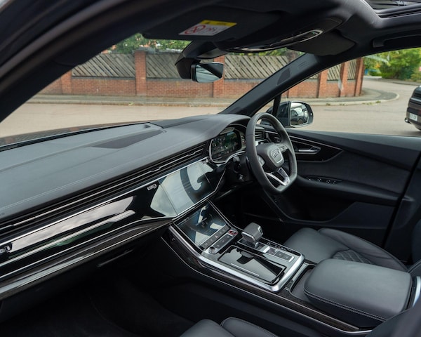 Used Audi SQ7 2025 for sale - 75708662: Photo 33