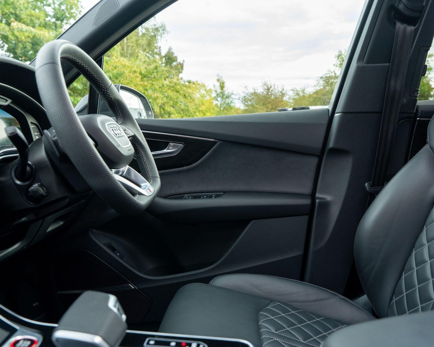 Used Audi SQ7 2025 for sale - 75708662: Photo 39