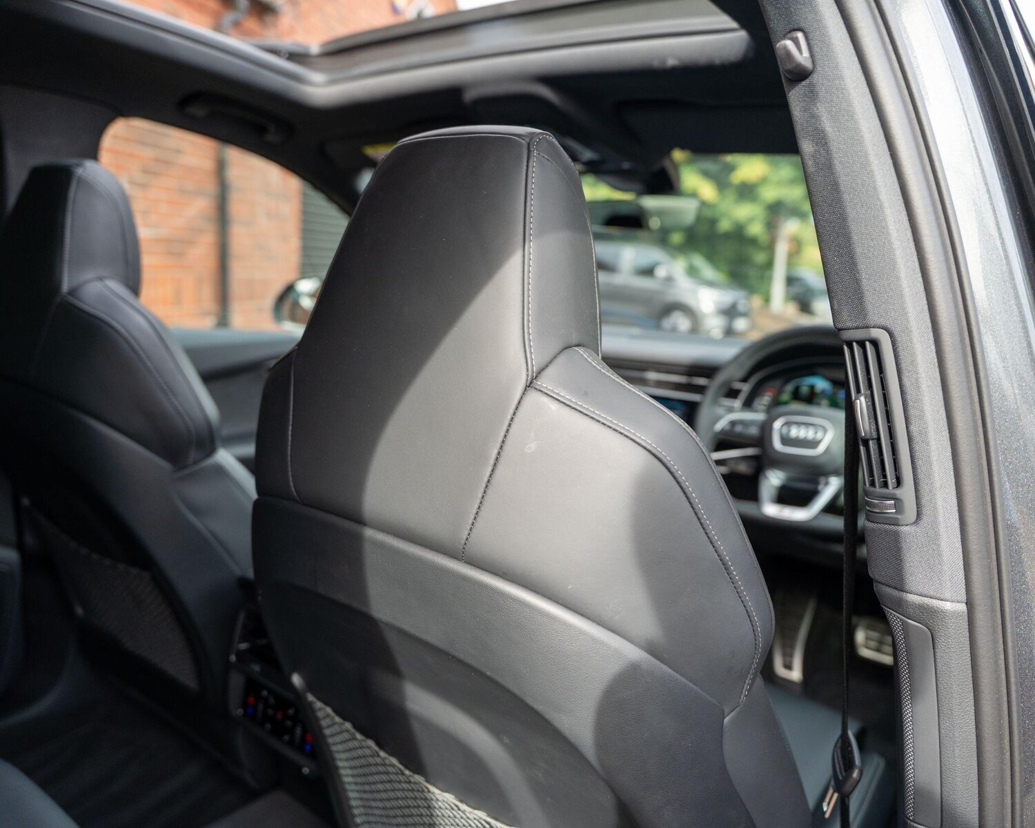 Used Audi SQ7 2025 for sale - 75708662: Photo 52