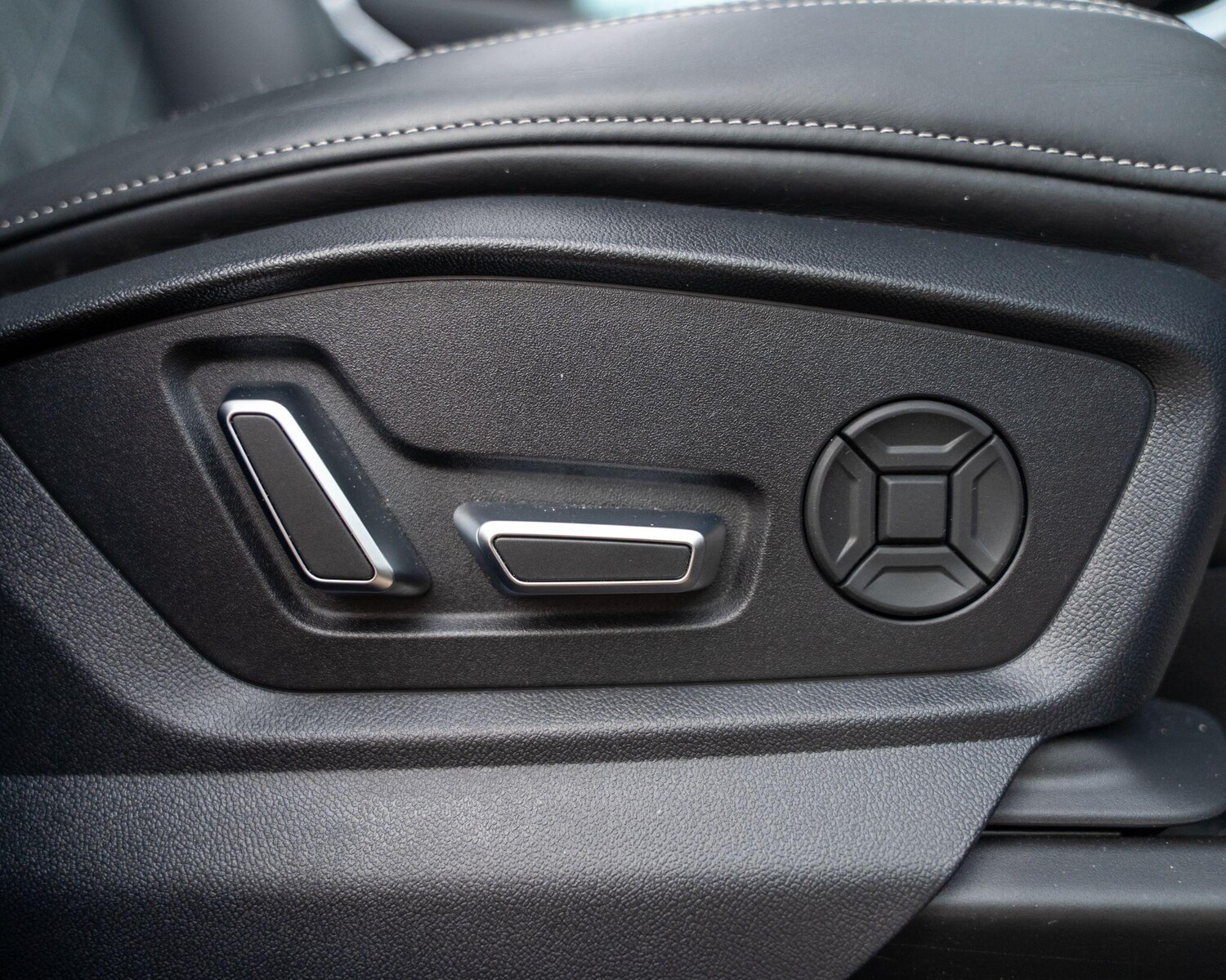 Used Audi SQ7 2025 for sale - 75708662: Photo 56