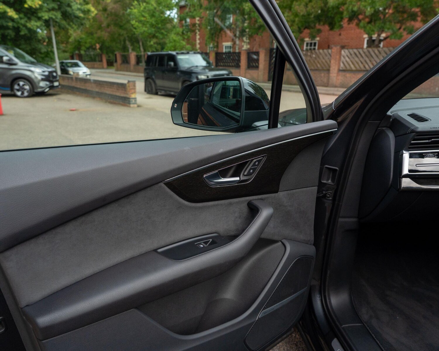 Used Audi SQ7 2025 for sale - 75708662: Photo 62