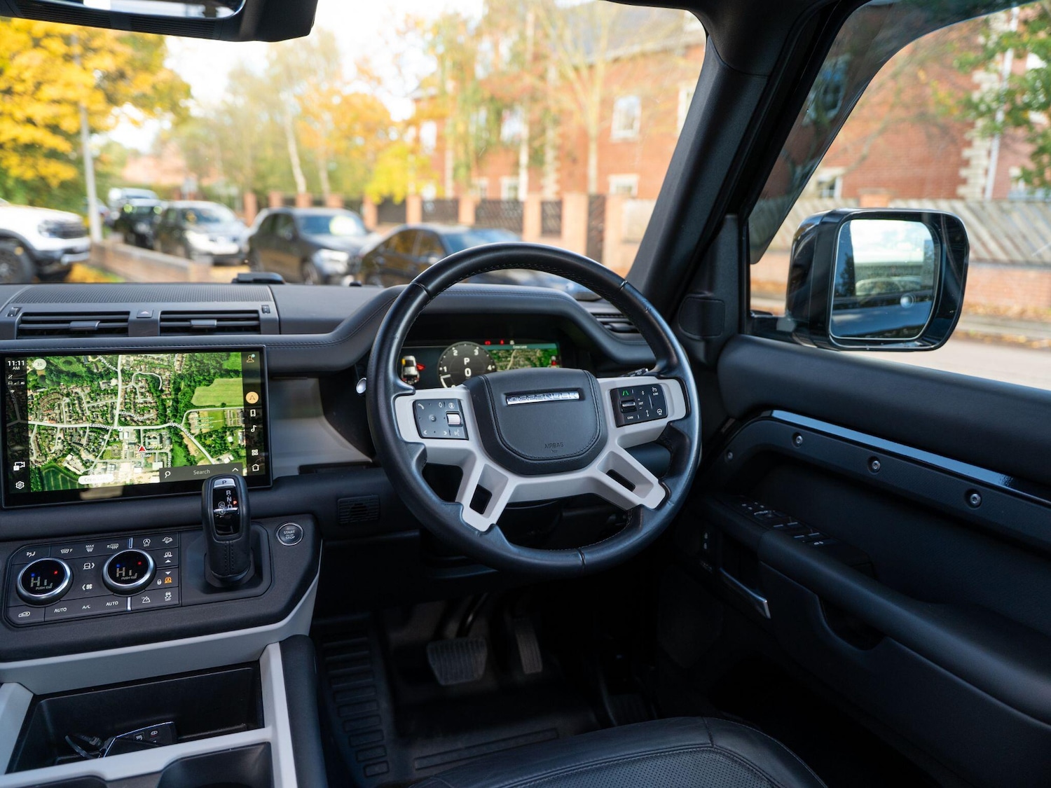 Used Land Rover Defender 110 for sale - 76997447: Photo 39