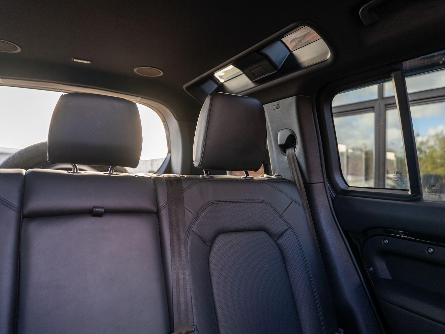 Used Land Rover Defender 110 for sale - 76997447: Photo 44