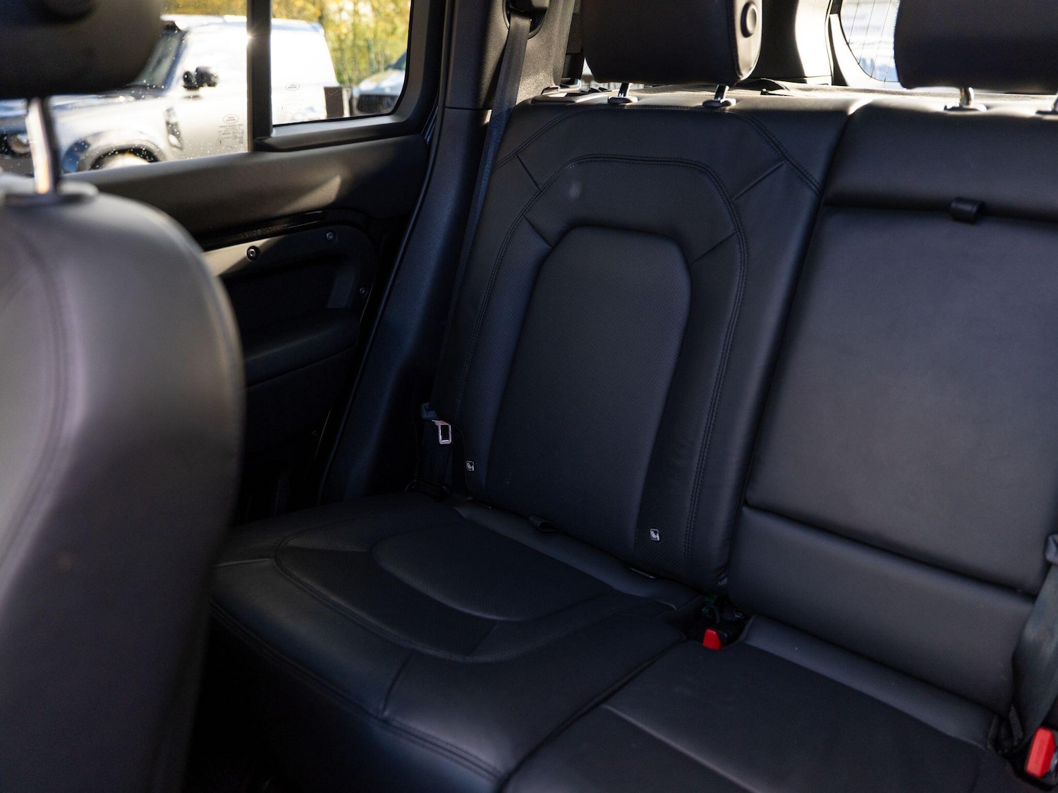 Used Land Rover Defender 110 for sale - 76997447: Photo 48