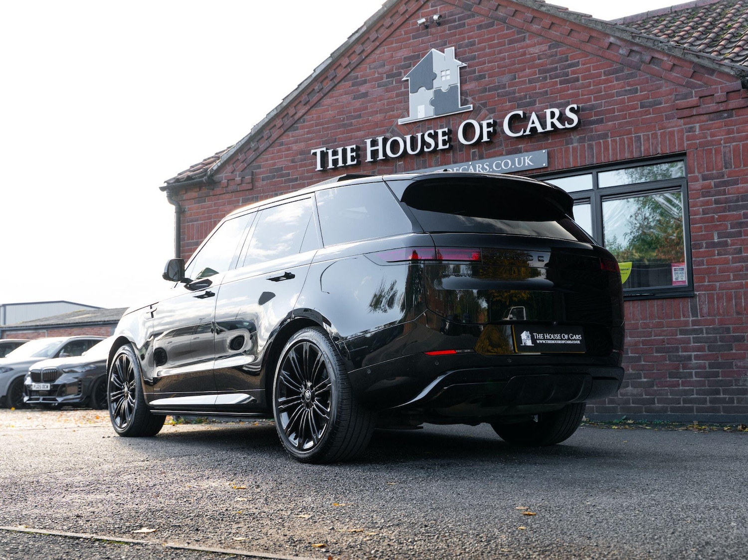 Used Land Rover Range Rover Sport 2024 for sale - 76989547: Photo 12