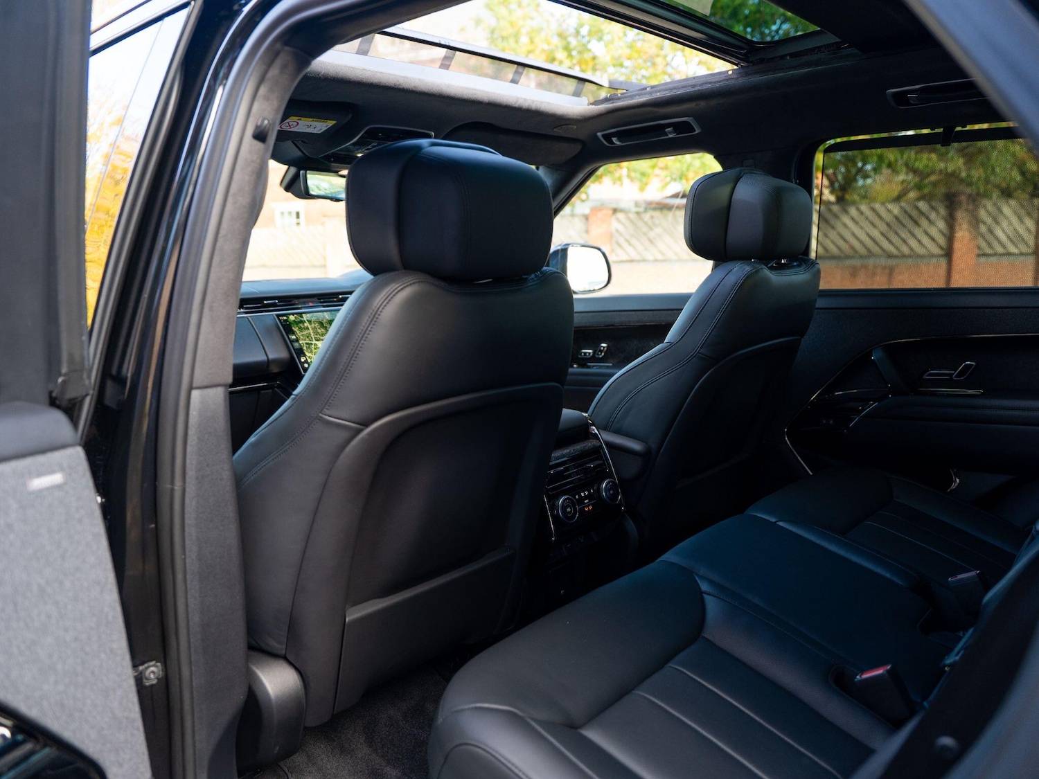 Used Land Rover Range Rover Sport 2024 for sale - 76989547: Photo 43