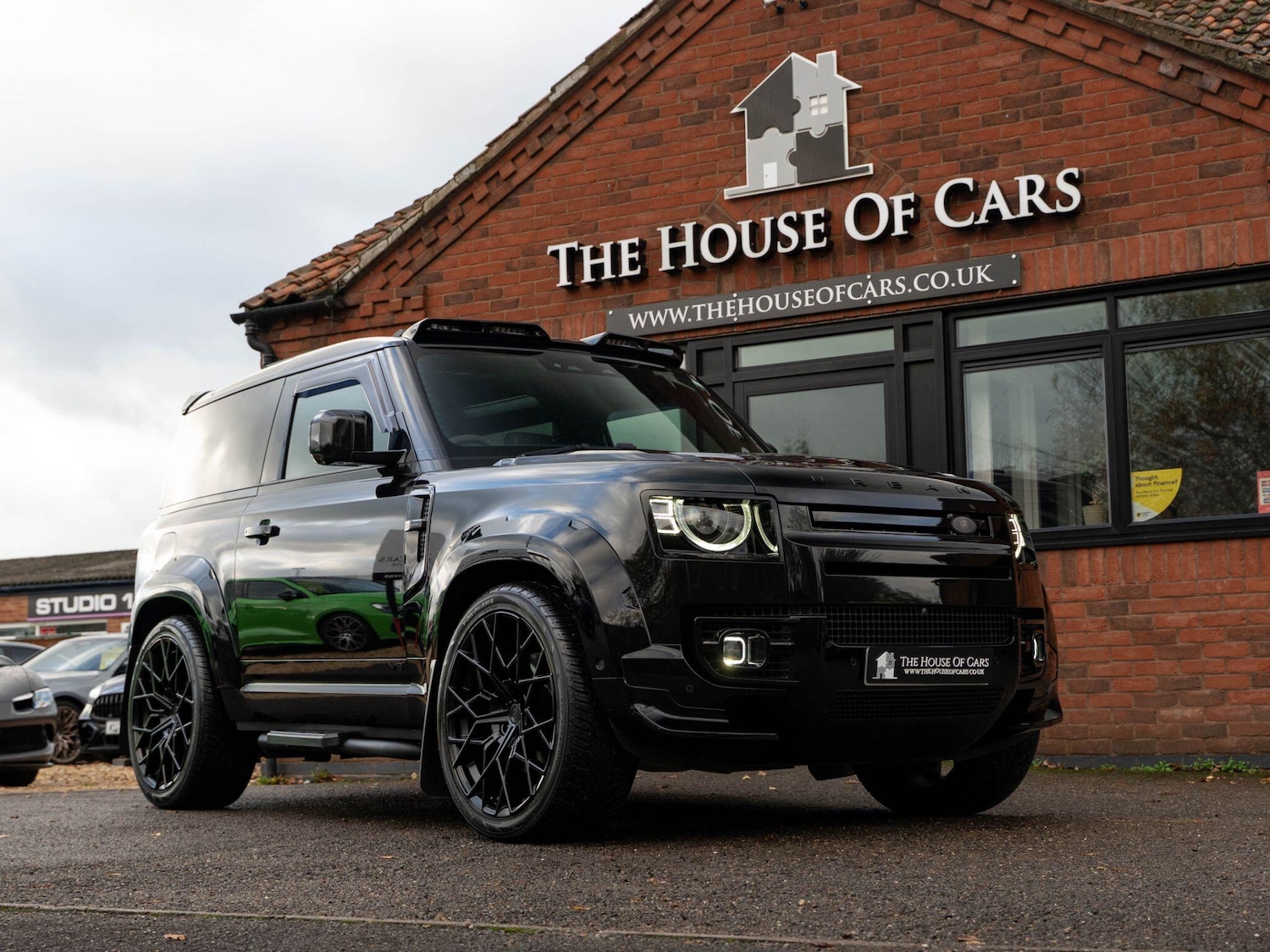 Used Land Rover Defender 90 for sale - 76613144: Photo 10