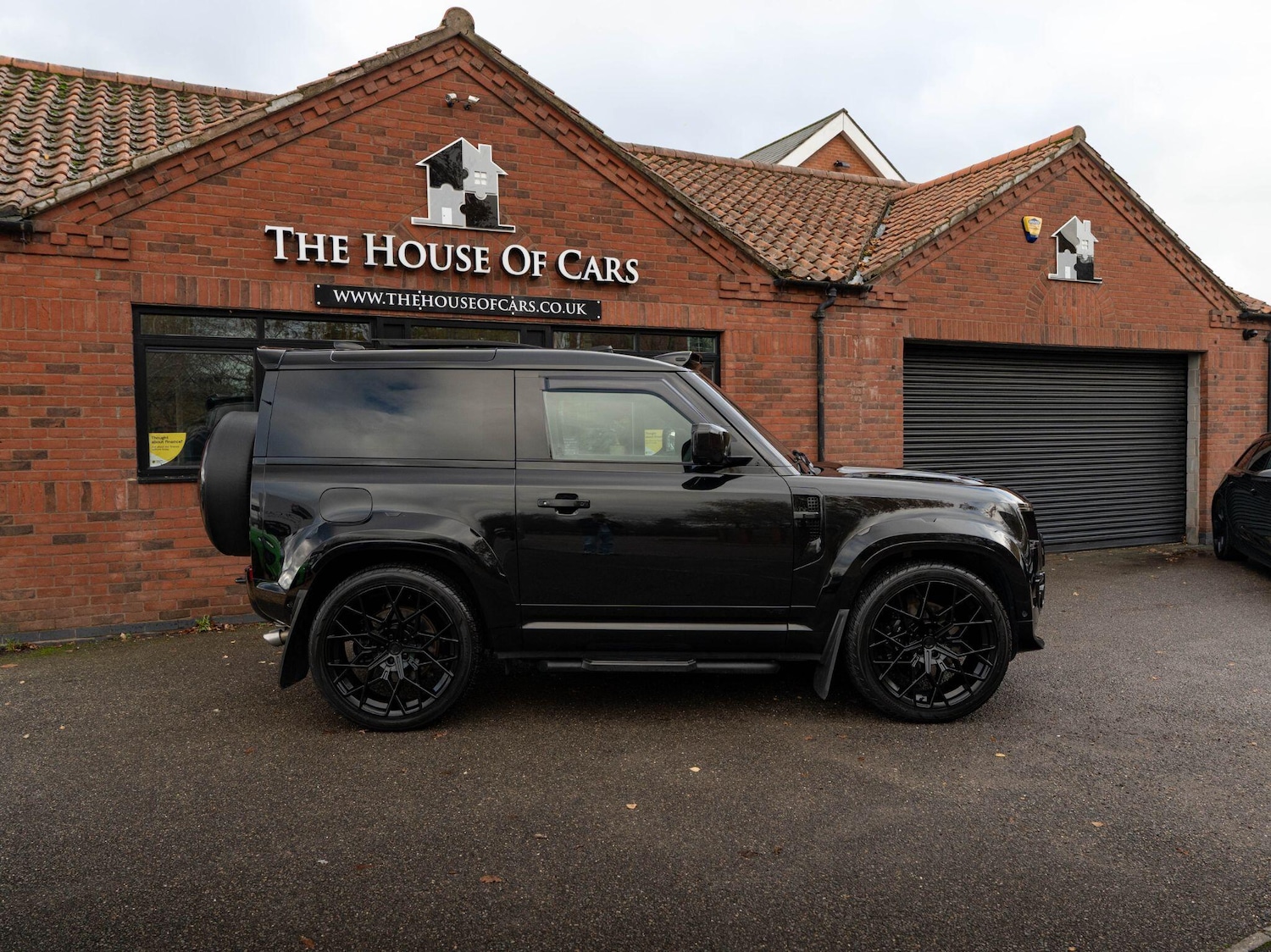Used Land Rover Defender 90 for sale - 76613144: Photo 28