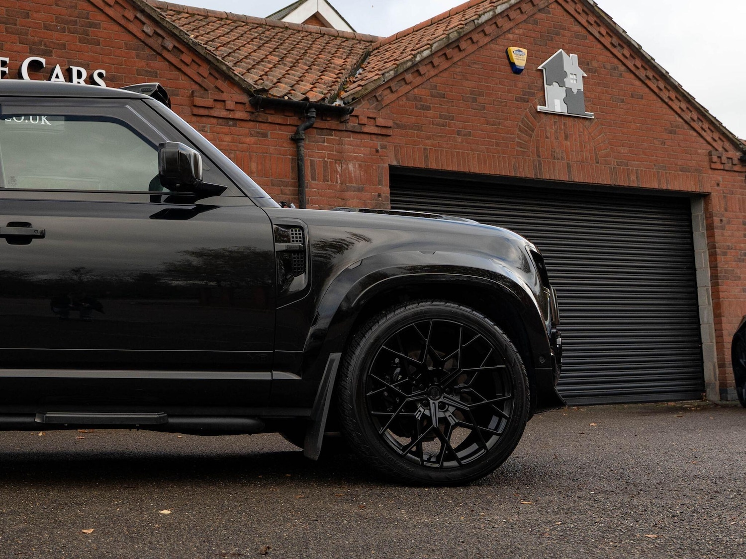 Used Land Rover Defender 90 for sale - 76613144: Photo 33