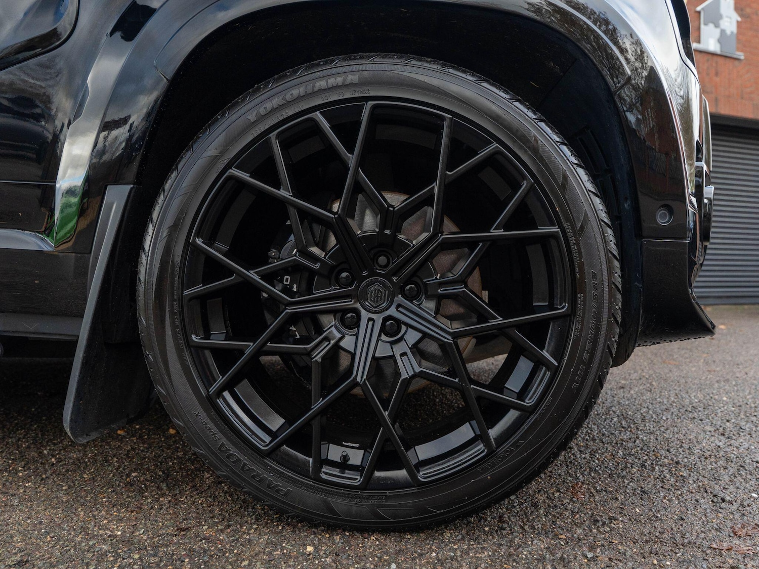 Used Land Rover Defender 90 for sale - 76613144: Photo 35