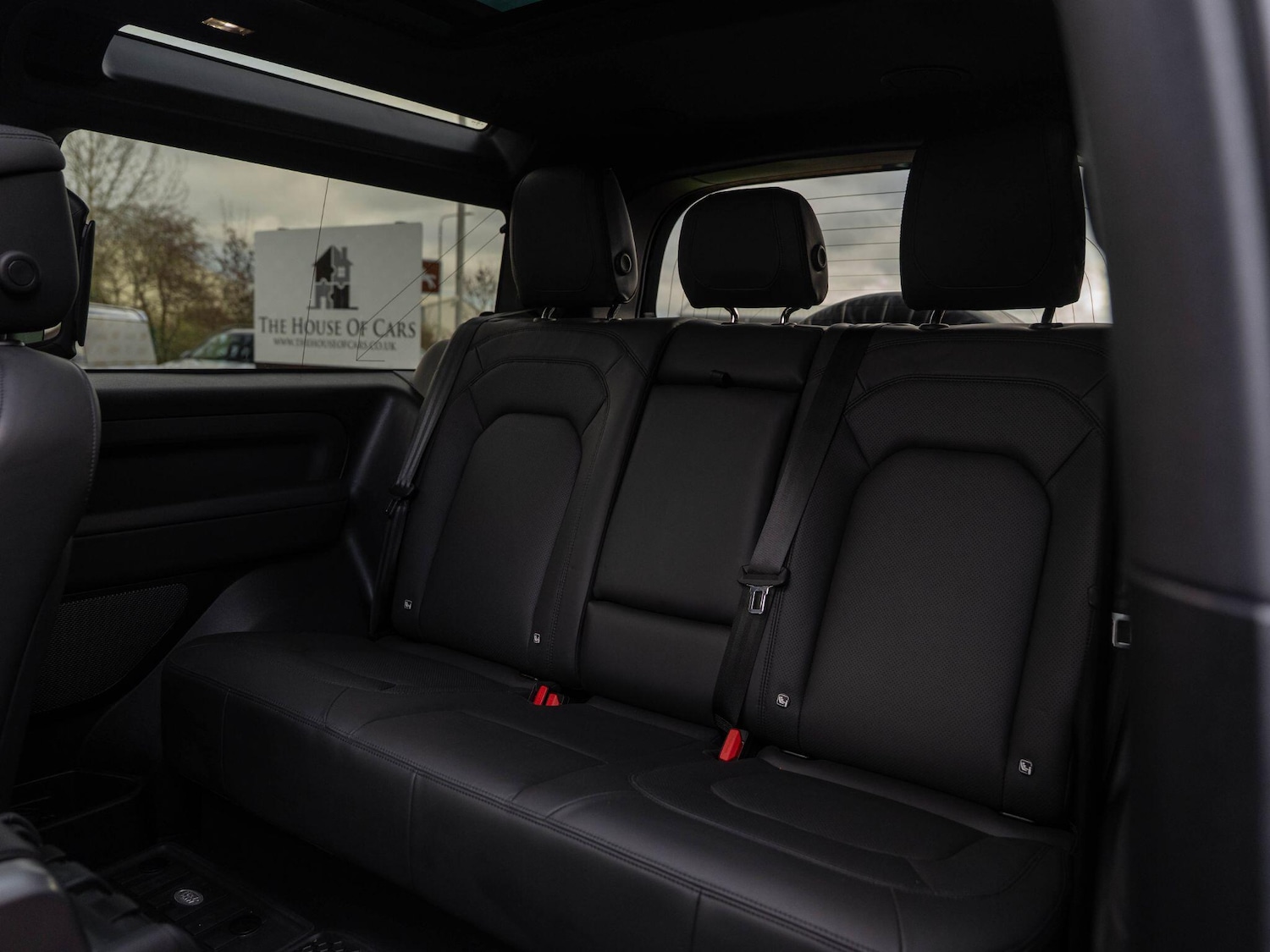 Used Land Rover Defender 90 for sale - 76613144: Photo 43