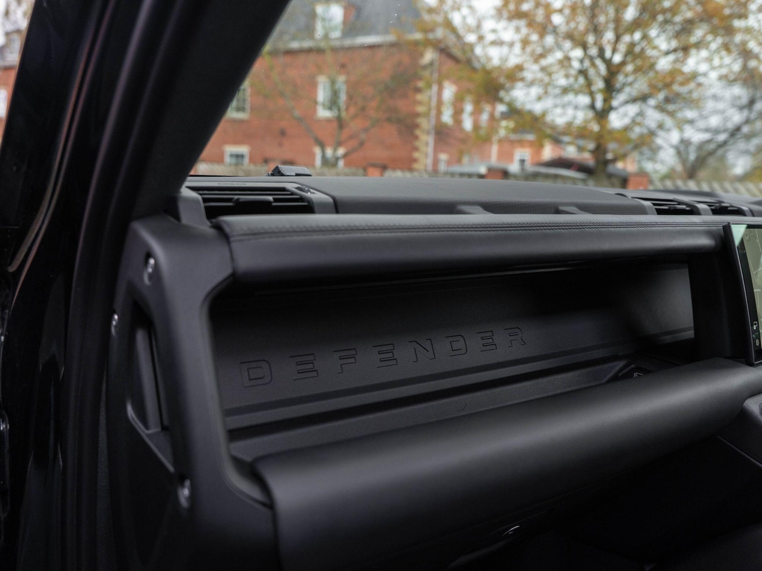 Used Land Rover Defender 90 for sale - 76613144: Photo 60