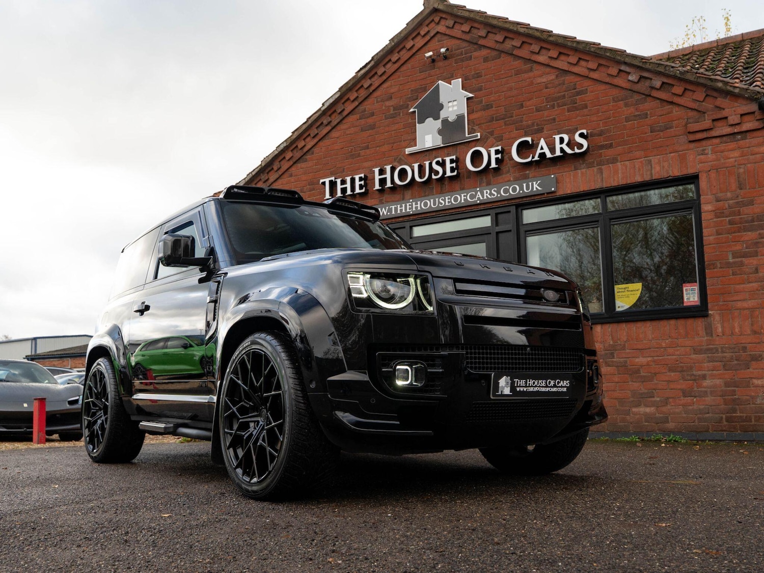 Used Land Rover Defender 90 for sale - 76613144: Photo 8