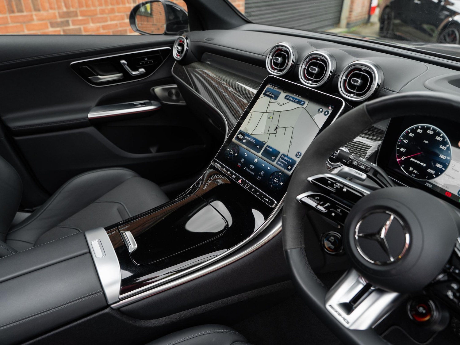 Used Mercedes-Benz GLC 2023 for sale - 76136697: Photo 55