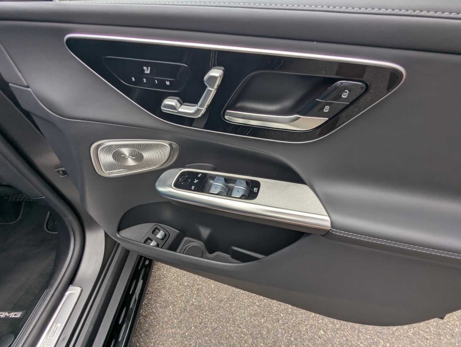 Used Mercedes-Benz GLC 2023 for sale - 76136697: Photo 95