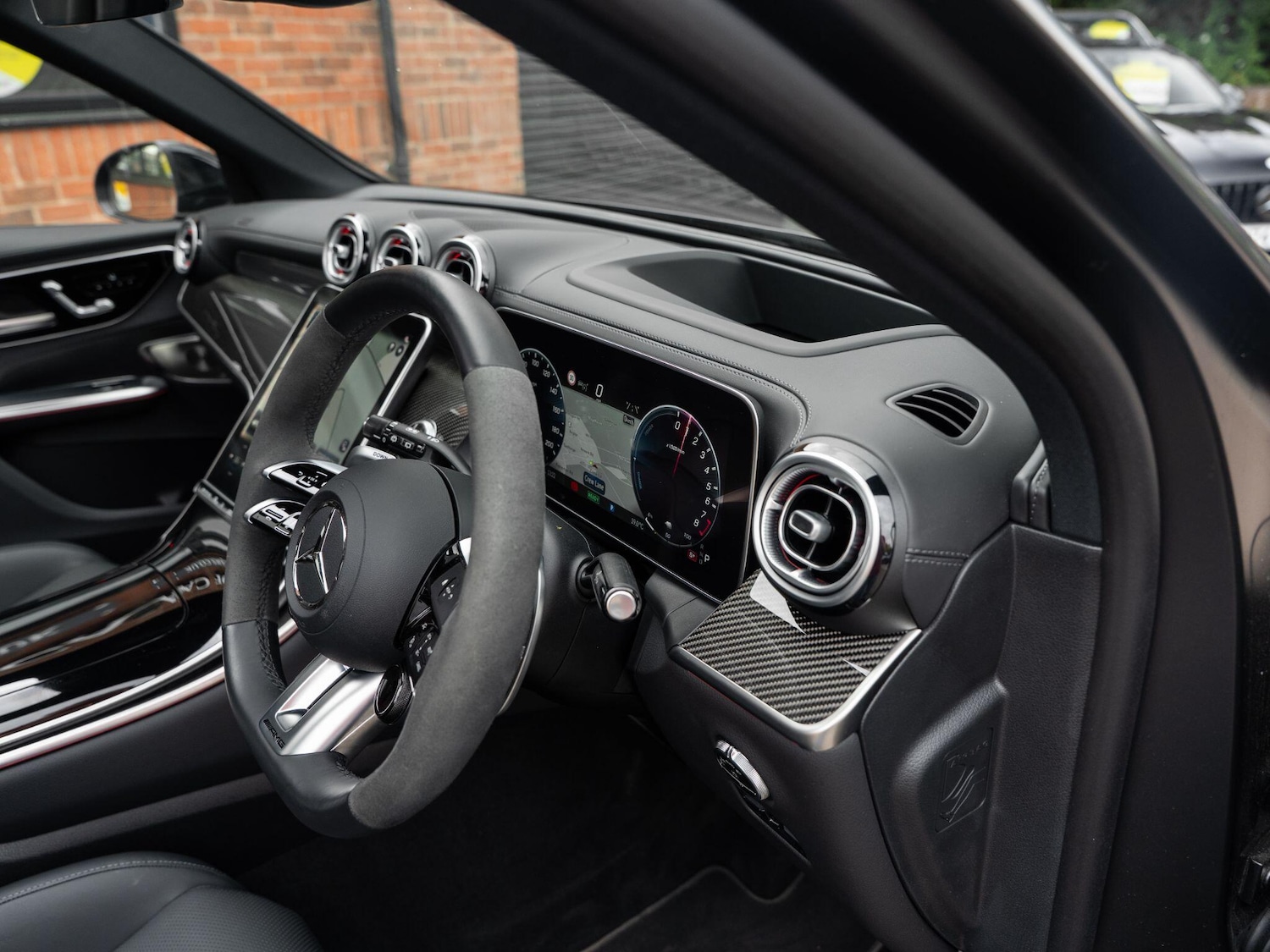 Used Mercedes-Benz GLC 2023 for sale - 76136697: Photo 98