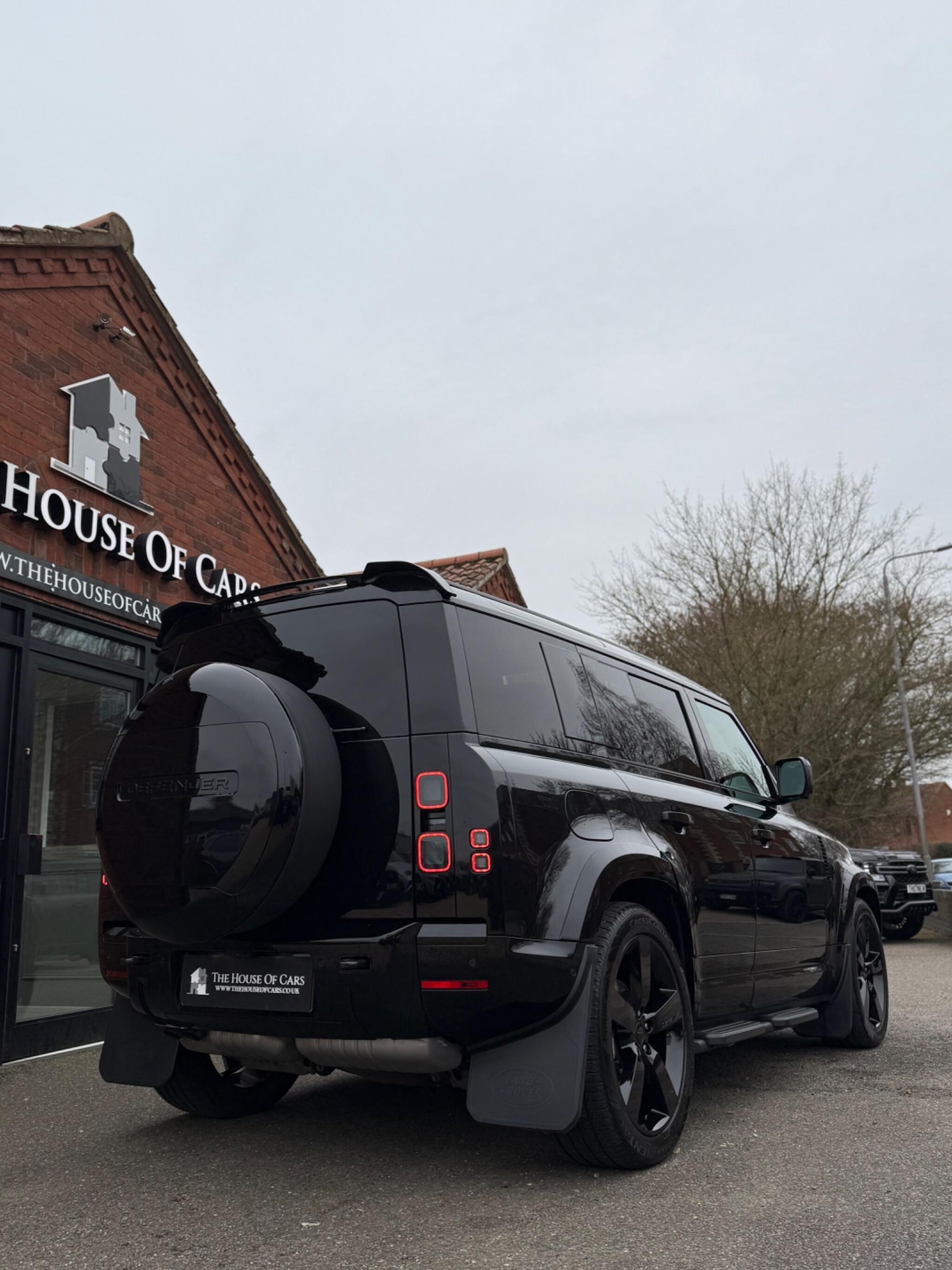 Used Land Rover Defender 110 2025 for sale - 77565074: Photo 5