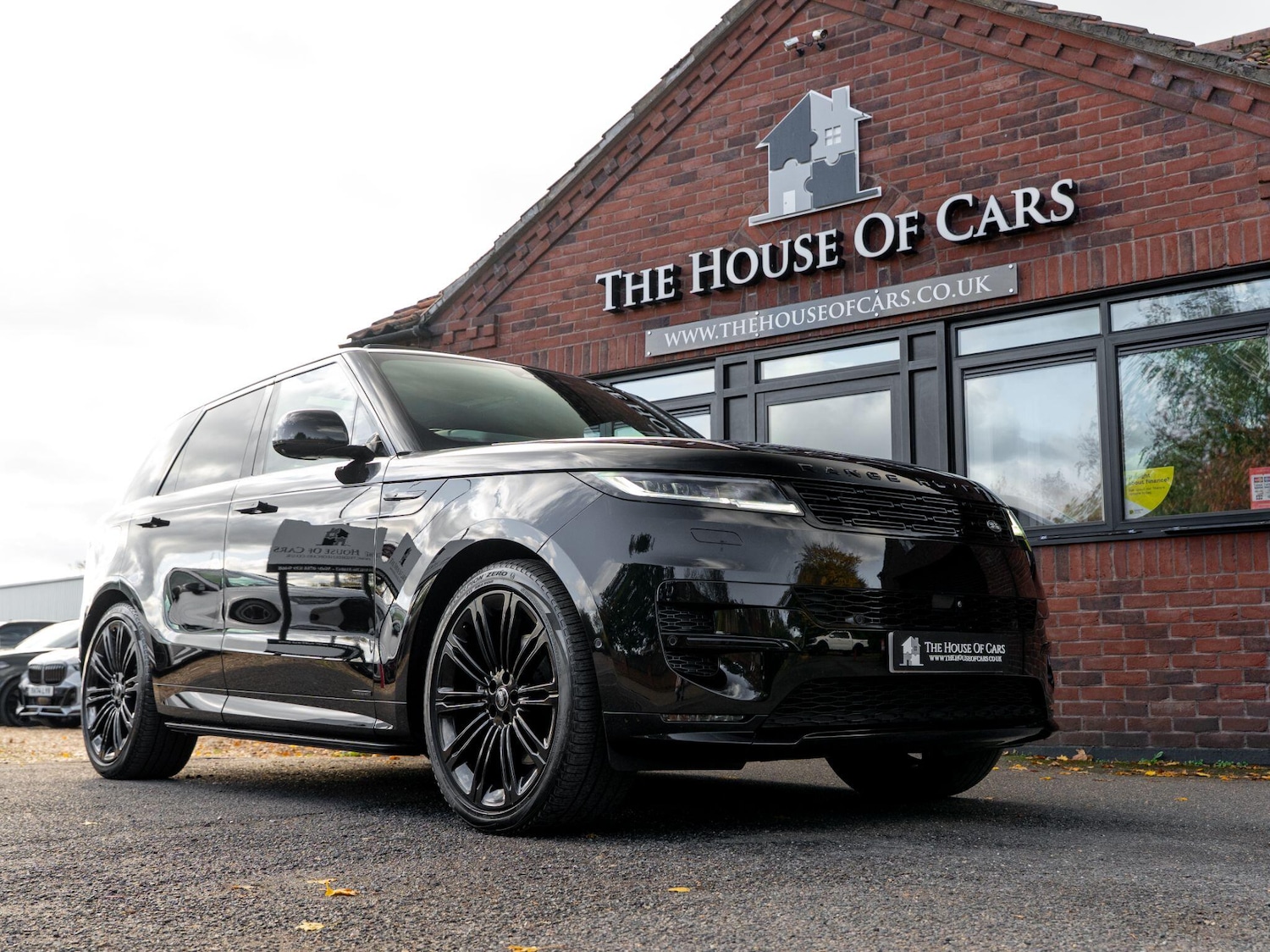 Used Land Rover Range Rover Sport 2024 for sale - 76377961: Photo 1